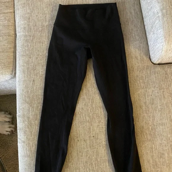 Lululemon Wunderunder Leggings 🙌🏻 - Picture 3 of 4